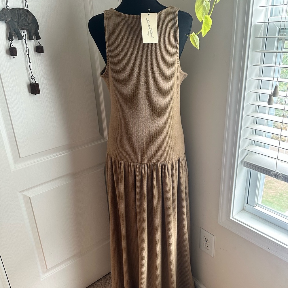 Universal Thread Ribbed Tan Maxi Dress - Picture 5 of 6
